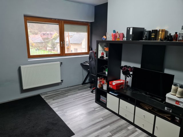 Eladó családi ház, Balatonkenesén 75 M Ft, 3+2 szobás