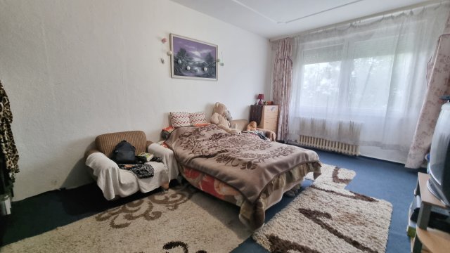 Eladó panellakás, Nyíregyházán 29.5 M Ft, 2 szobás