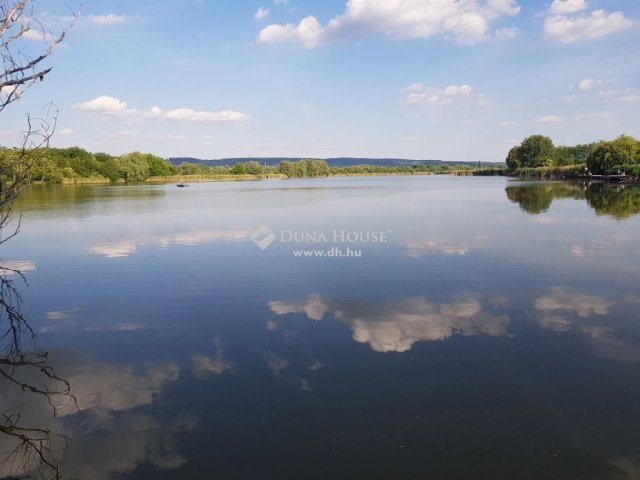 Eladó telek, Balatonbogláron 550 M Ft / költözzbe.hu