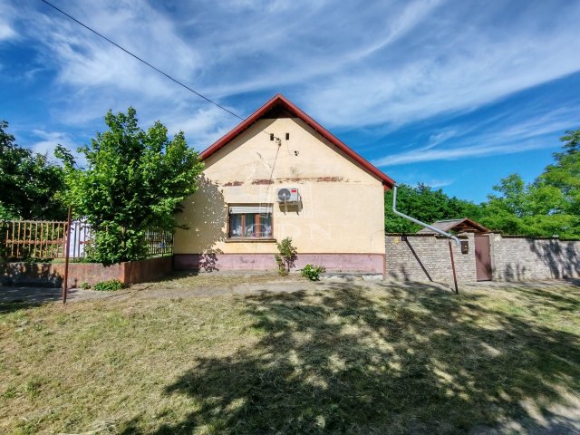 Eladó családi ház, Dávodon 15.99 M Ft, 3 szobás