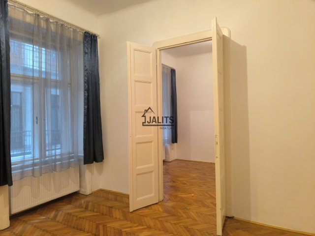 Eladó téglalakás, Budapesten, IX. kerületben 95 M Ft, 2 szobás