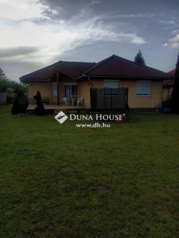 Eladó családi ház, Tokodon 115 M Ft, 4 szobás