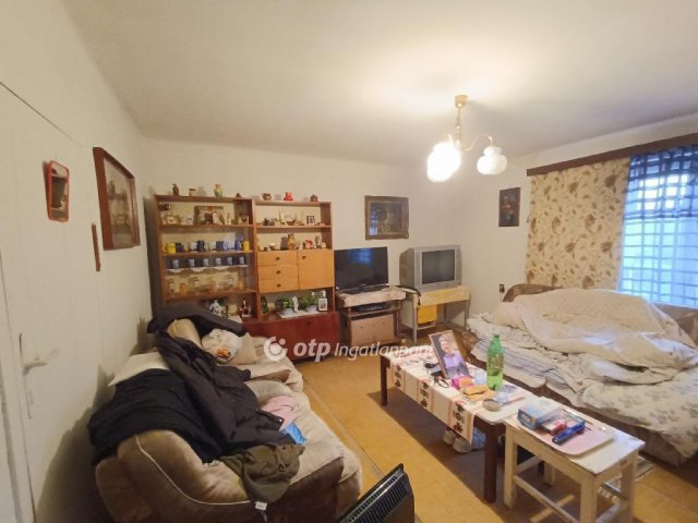 Eladó családi ház, Tornyospálcán 3.5 M Ft, 2 szobás