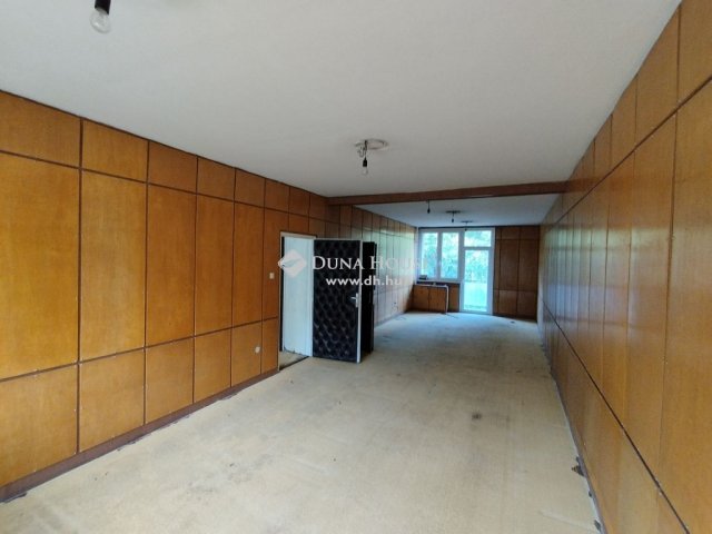 Eladó iroda, Tatabányán 160 M Ft / költözzbe.hu