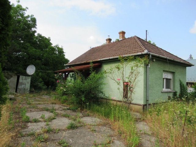 Eladó családi ház, Dabason 29.9 M Ft, 1 szobás