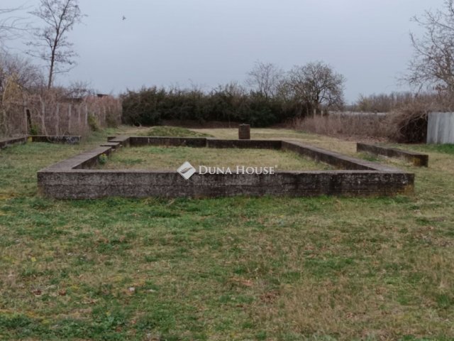 Eladó telek, Pusztaszeren 2.2 M Ft / költözzbe.hu
