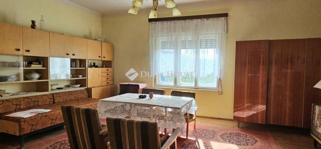 Eladó családi ház, Erdősmecskén 14.99 M Ft, 3 szobás