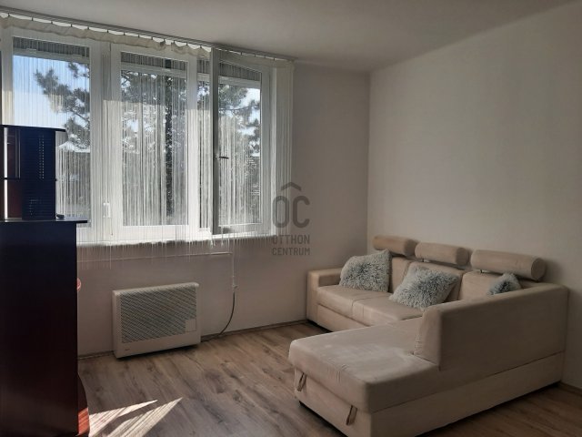 Kiadó téglalakás, albérlet, Veszprémben 200 E Ft / hó