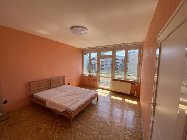 Eladó téglalakás, Kecskeméten 39.9 M Ft, 2 szobás