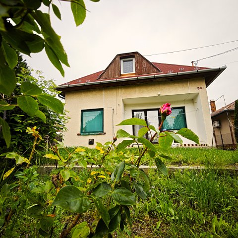 Eladó családi ház, Tökölön 69.9 M Ft, 3 szobás