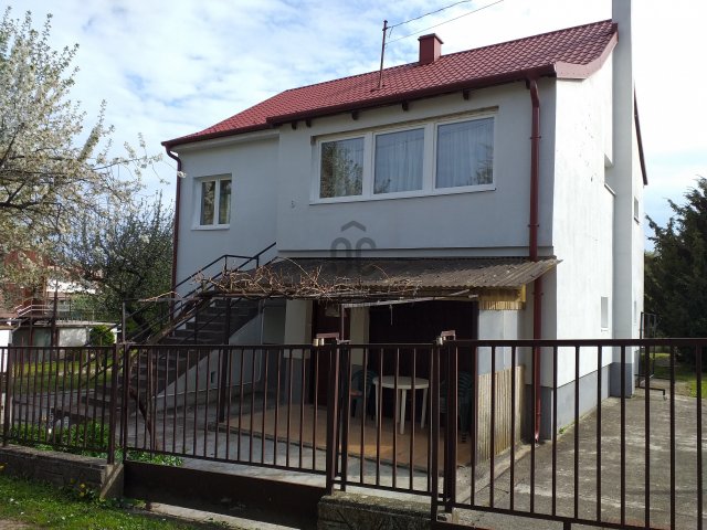 Eladó családi ház, Balatonalmádiban 131 M Ft, 4 szobás