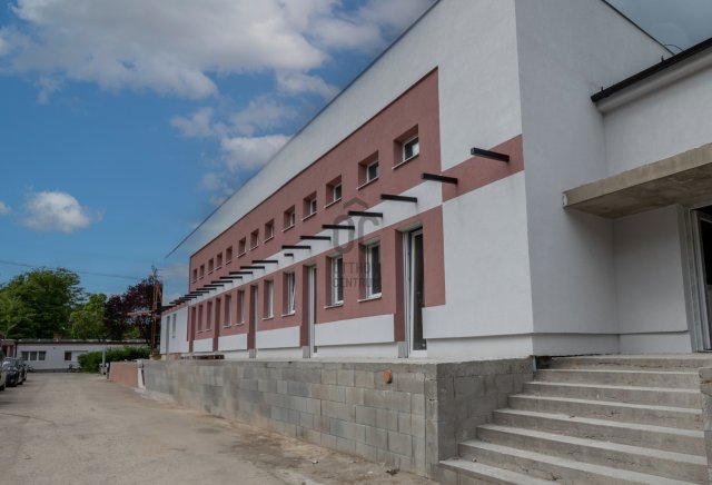 Eladó téglalakás, Székesfehérvárott 40.4 M Ft, 2 szobás