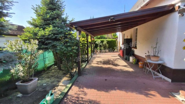 Eladó családi ház, Velencén 72.9 M Ft, 2+2 szobás