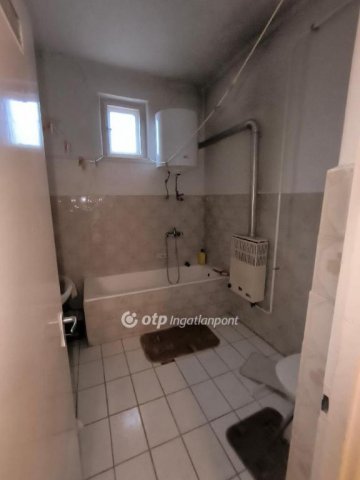 Eladó családi ház, Kishartyánon 19.9 M Ft, 3 szobás