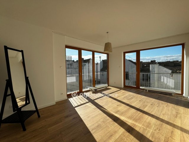 Eladó téglalakás, Budapesten, VI. kerületben 260 M Ft, 4 szobás