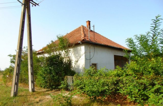 Eladó családi ház, Sárrétudvarin, Bercsényi utcában 6.55 M Ft