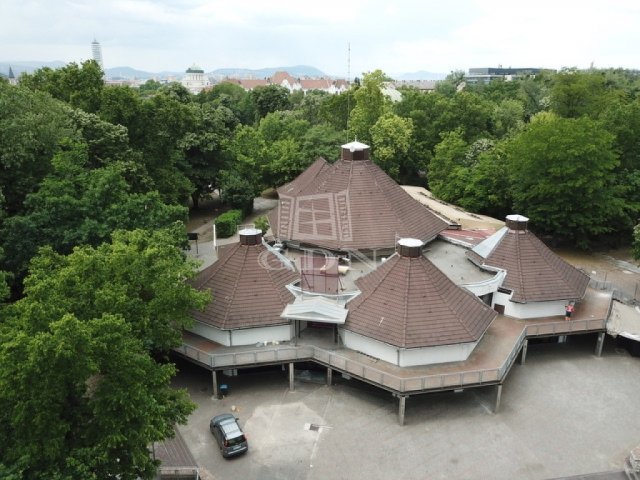Eladó ipari ingatlan, Budapesten, X. kerületben 1300 M Ft
