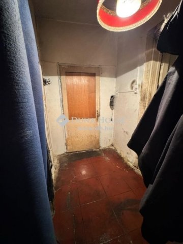 Eladó családi ház, Vecsésen 31.9 M Ft, 2 szobás
