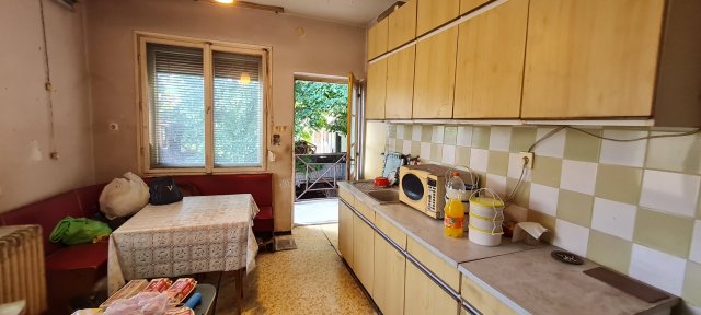 Eladó családi ház, Dunaújvárosban 41.5 M Ft, 2+1 szobás