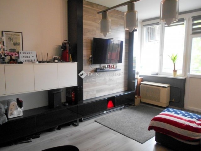 Eladó téglalakás, Budapesten, XX. kerületben 49.9 M Ft, 2 szobás