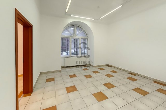 Eladó ipari ingatlan, Budapesten, V. kerületben 339 M Ft, 9 szobás