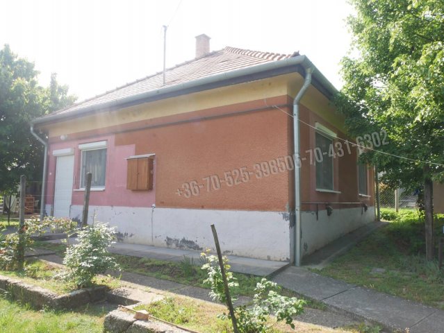 Eladó családi ház, Káván 45 M Ft, 2 szobás