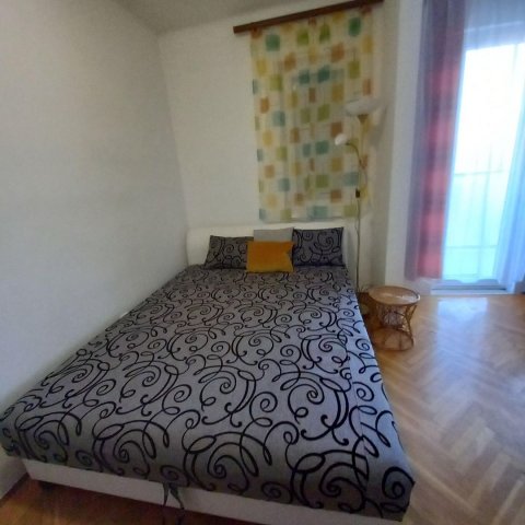 Kiadó téglalakás, albérlet, Debrecenben 150 E Ft / hó, 2 szobás