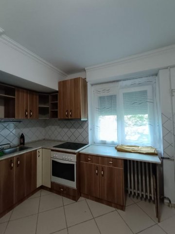 Kiadó téglalakás, albérlet, Tatabányán 150 E Ft / hó