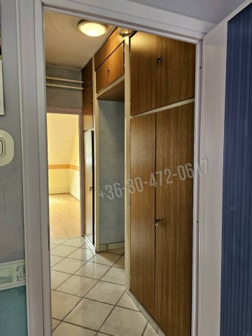 Kiadó panellakás, albérlet, Egerben 140 E Ft / hó, 3 szobás