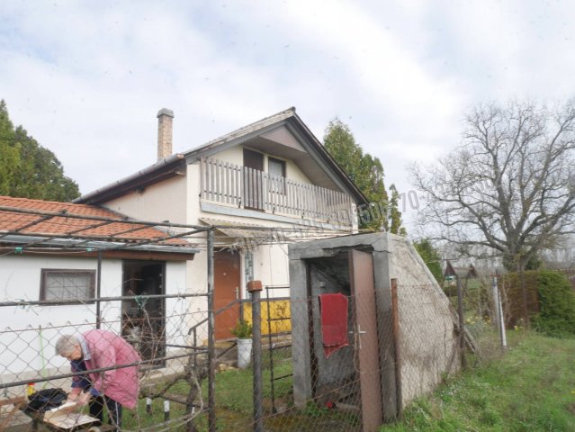 Eladó családi ház, Albertirsán 22.5 M Ft, 2 szobás