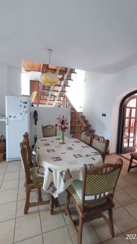 Eladó családi ház, Rácalmáson 79 M Ft, 5 szobás