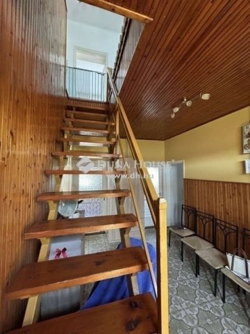 Eladó családi ház, Monoron 88 M Ft, 4 szobás