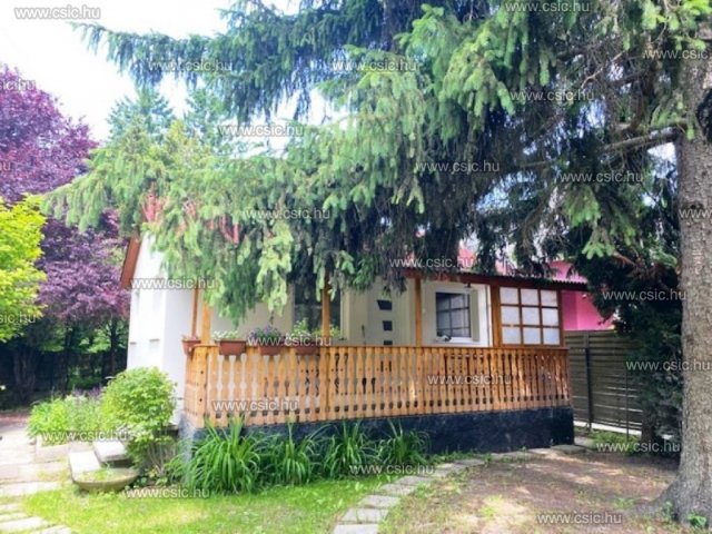 Eladó családi ház, Szentendrén 47.8 M Ft, 2 szobás