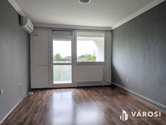 Kiadó panellakás, albérlet, Békéscsabán 90 E Ft / hó