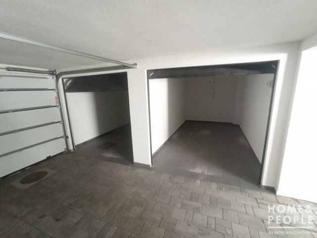 Eladó garázs, Szegeden 7.5 M Ft, 1 szobás / költözzbe.hu