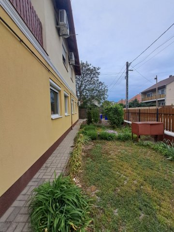 Eladó téglalakás, Debrecenben 76.99 M Ft, 4 szobás