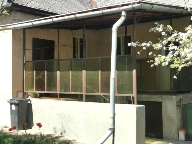 Eladó családi ház, Szirmabesenyőn 38.6 M Ft, 4 szobás