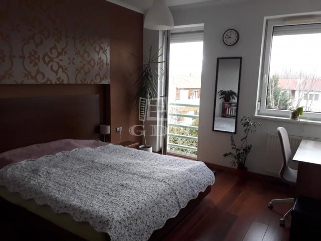 Kiadó téglalakás, albérlet, Budapesten, IV. kerületben