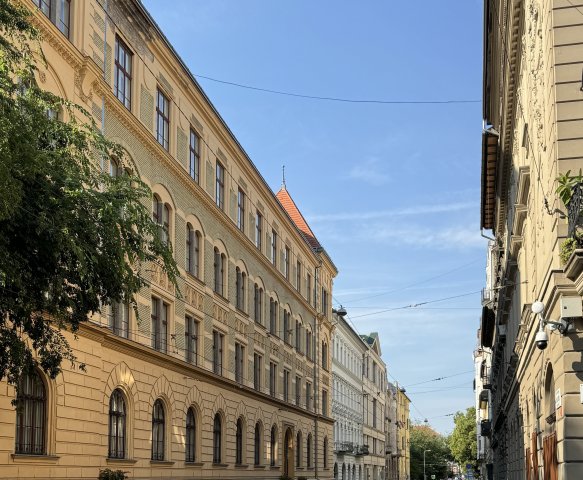 Eladó téglalakás, Budapesten, VI. kerületben 189 M Ft, 5 szobás