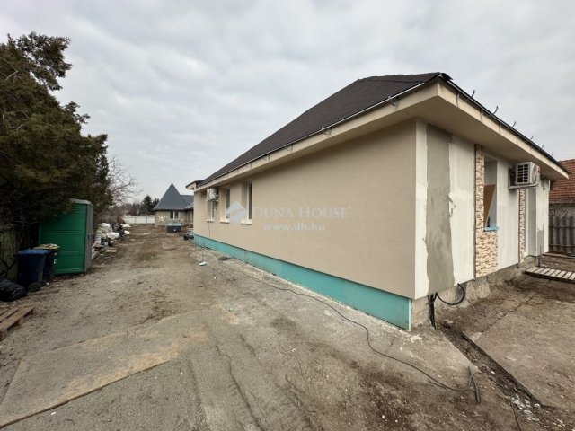 Eladó családi ház, Budapesten, XVIII. kerületben 89.9 M Ft