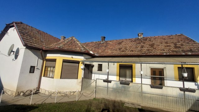 Eladó családi ház, Dombóváron 19.9 M Ft, 3 szobás