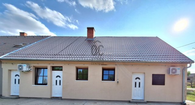 Eladó családi ház, Tolnán 84 M Ft, 8 szobás