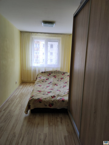 Eladó panellakás, Debrecenben 37.9 M Ft, 2 szobás