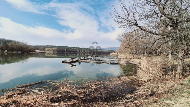 Eladó családi ház, Diósjenőn 44.3 M Ft, 4 szobás