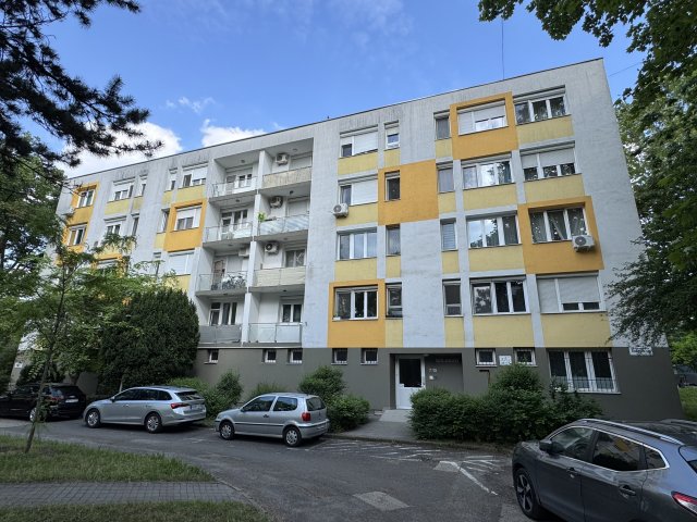 Eladó téglalakás, Budapesten, XVIII. kerületben 54.99 M Ft