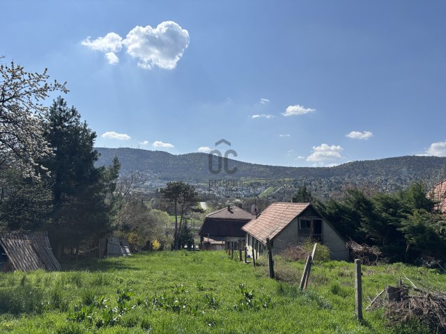 Eladó telek, Budapesten, III. kerületben 255 M Ft
