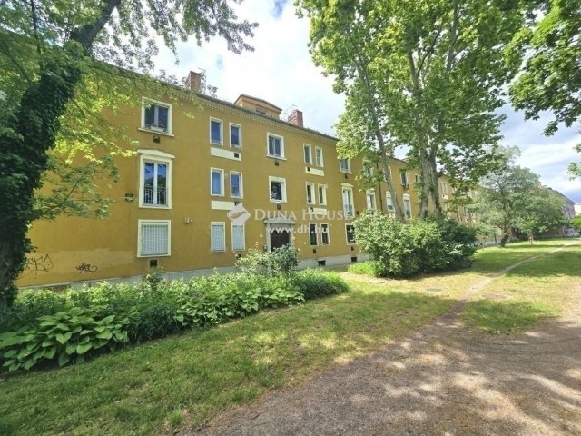 Eladó téglalakás, Budapesten, XX. kerületben 57 M Ft, 2 szobás