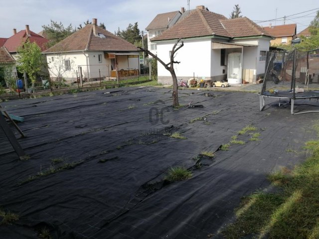 Eladó családi ház, Budapesten, XXI. kerületben, Matróz utcában