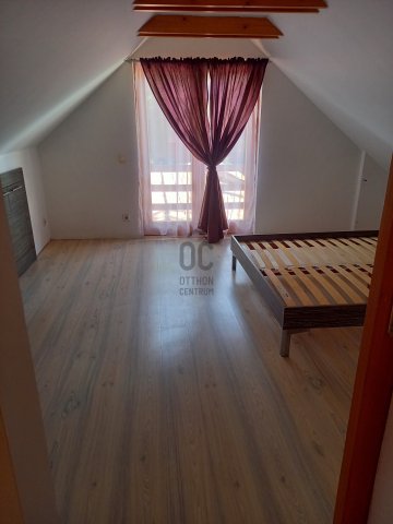 Kiadó családi ház, albérlet, Solymáron 250 E Ft / hó, 4 szobás