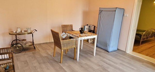 Eladó családi ház, Geresdlakon 28 M Ft, 2 szobás